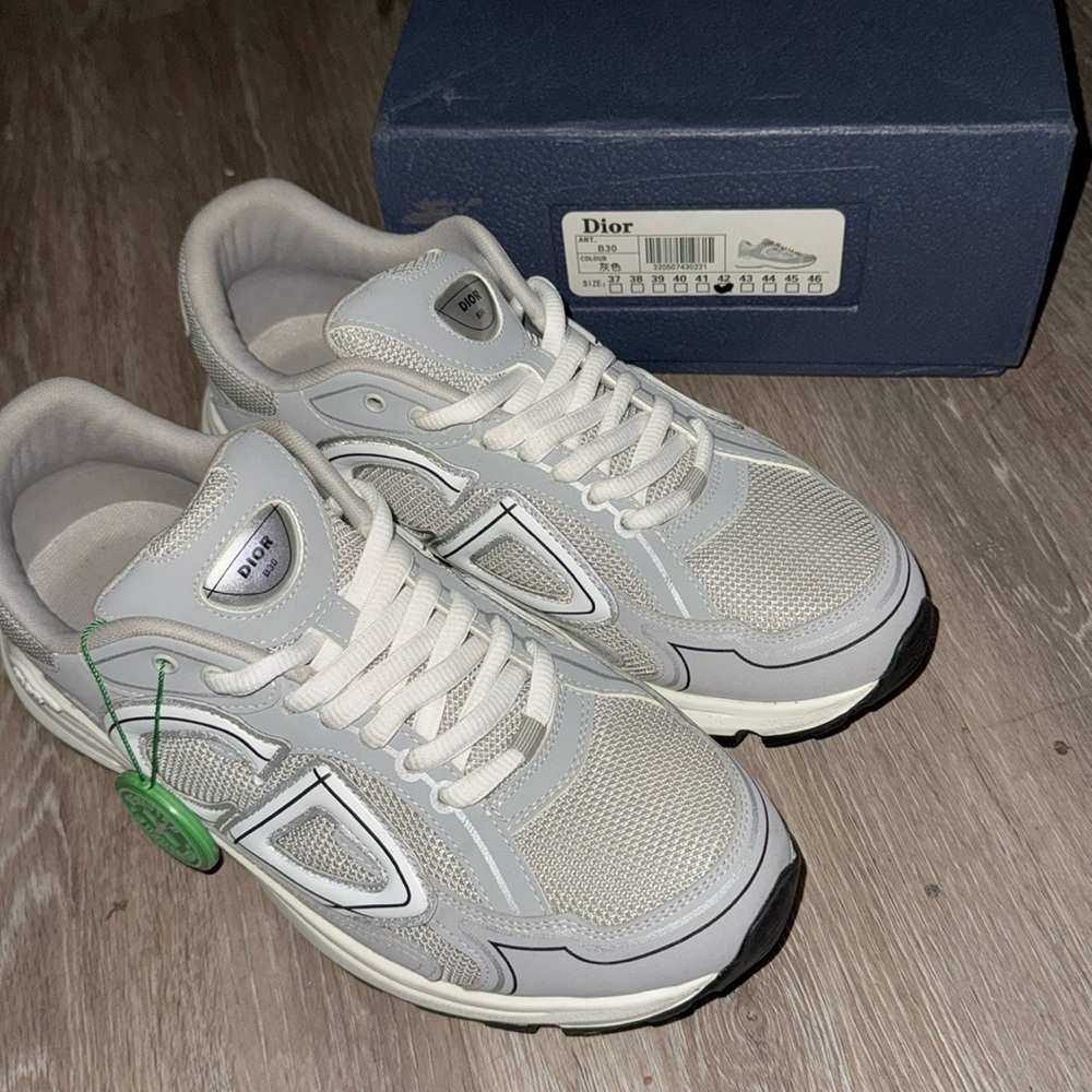 Christian Dior 2023 B-30 Cross Trainers in Silver Grey like new with box and COA - Picture 3 of 11